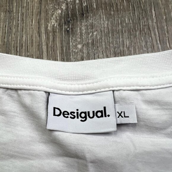 Desigual Mens White Short Sleeve Happy Days Ahead Graphic T-Shirt Size X-Large - Picture 5 of 9